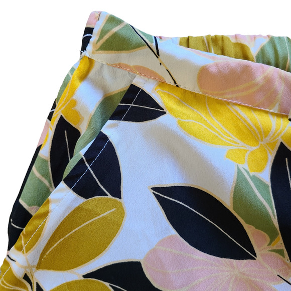 RACHEL ZOE Women's Large Floral Botanical Shorts Polyester Unlined - Picture 4 of 8